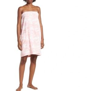NWT Honeydew Adjustable Towel Wrap with Headband